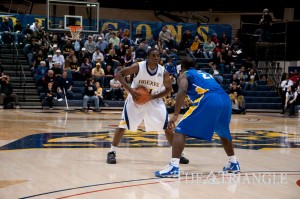 MenBBall_VsHofstra_20100123_Michelson_000002