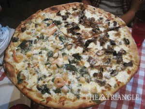 Pizza_Ely_BW