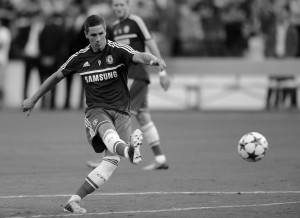 Chelsea FC forward Fernando Torres (9) warms up before an internationals friendly against AS Roma at RFK Stadium. Torres and the Blues will take on Atletico Madrid April 22 in the semifinals of the UEFA Champions League. (Chuck Myers/MCT Campus)