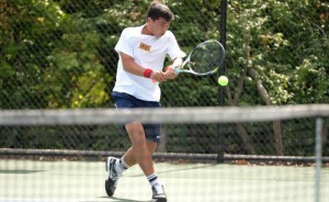 Senior Alex Fioravante returns a shot during a match against Rider University. (Photo Courtesy - DrexelDragons.com)