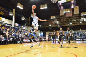 Drexel guard Damion Lee goes up for a layup Nov. 30. (Ken Chaney - The Triangle)