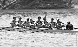 The men’s crew team rows during the Aberdeen Dad Vail Regatta. The team will compete in its final race of the season at the IRA National Championships May 29. (Photo courtesy Drexel Dragons)