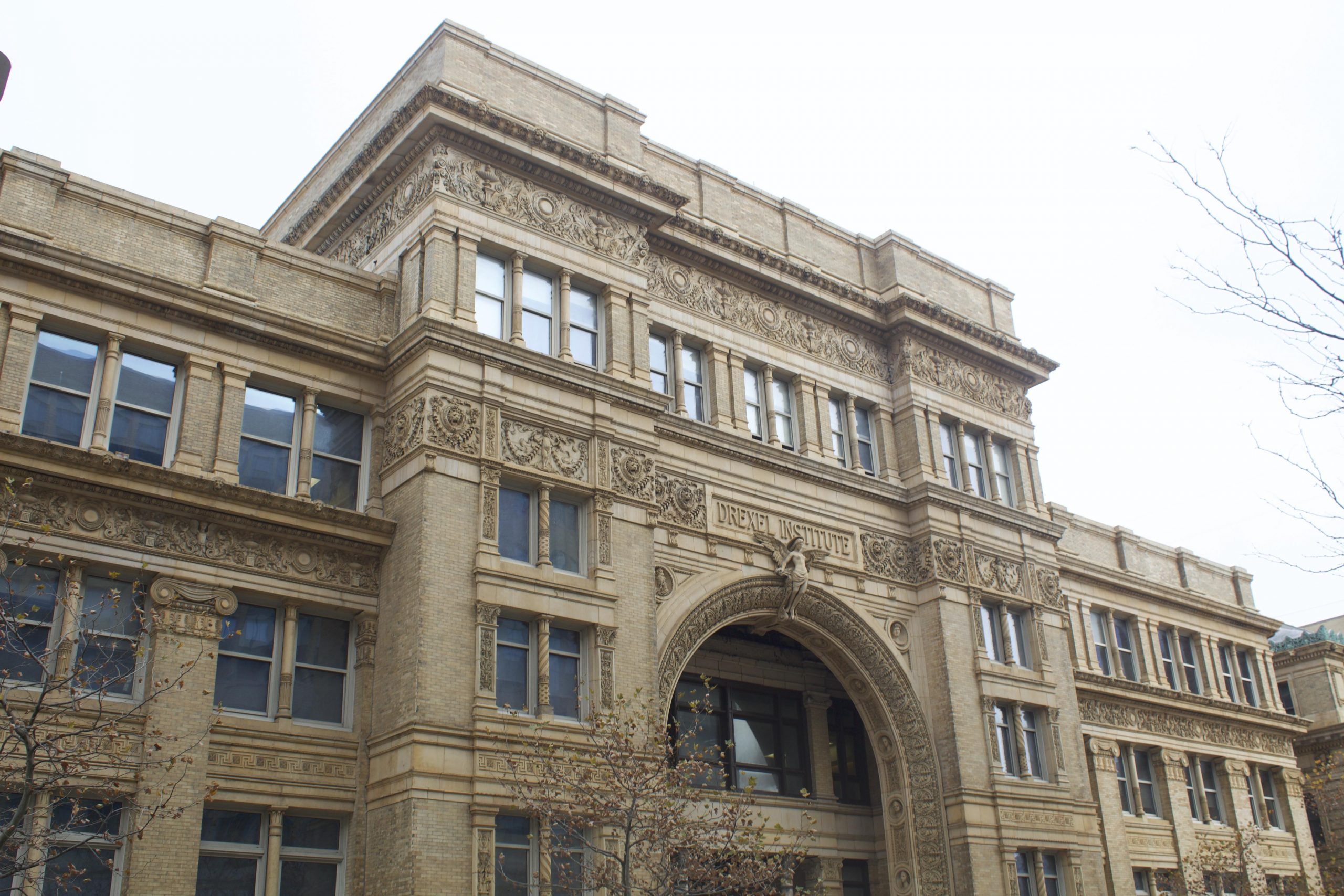 Ex-VP’s hostile workplace claims against Drexel advance